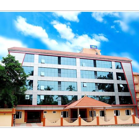Hotel Sree Gokulam Sabari Chavakkad Esterno foto